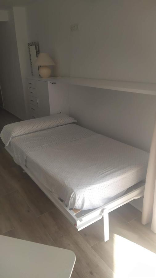 Apartamento Estudio En Chinasol Primera Linea Playa San Cristobal Almuñécar Exteriör bild